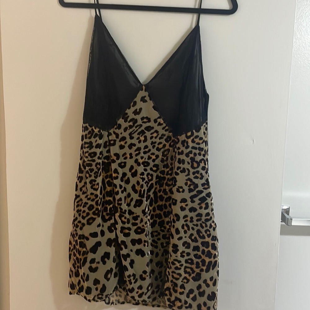 House of Harlow BRAND NEW leopard print slip dress